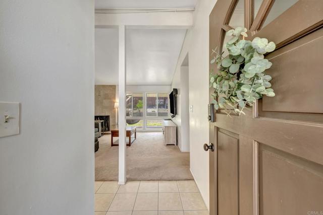 Detail Gallery Image 5 of 26 For 3026 Mission Village Dr, San Diego,  CA 92123 - 3 Beds | 2 Baths