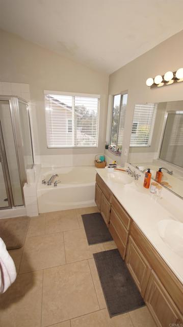 42944 Calle Reva, Temecula CA: https://media.crmls.org/mediaz/e8841750-ae07-4e7a-90bf-cefa2b75fc1a.jpg