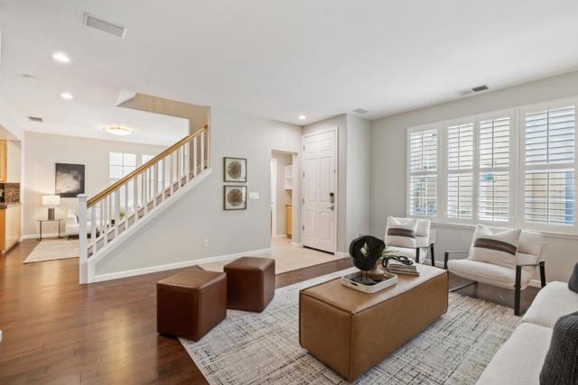 4126 Tobin Circle, Santa Clara CA: https://media.crmls.org/mediaz/e8846f1e-ef4c-4c00-9358-fe21f1c158f9.jpg