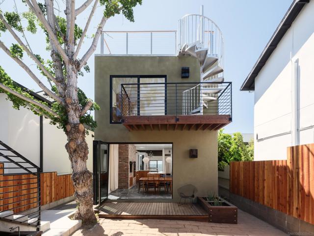 2916 Chicago Street, San Diego CA: https://media.crmls.org/mediaz/e884e18f-5229-4dd8-9bf8-aac732cda65f.jpg