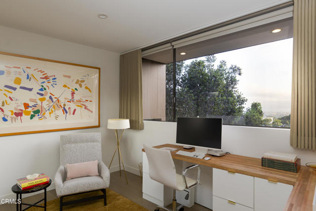 2266 Panorama Terrace, Los Angeles CA: https://media.crmls.org/mediaz/e8864c3c-7df5-4c72-8d12-326748b4e084.jpg