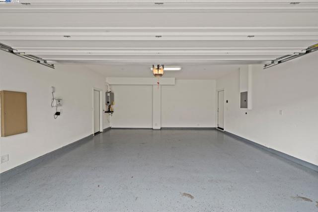 318 Paradiso Ct, San Ramon CA: https://media.crmls.org/mediaz/e88656bf-0b39-4993-940c-8e39d026fd56.jpg