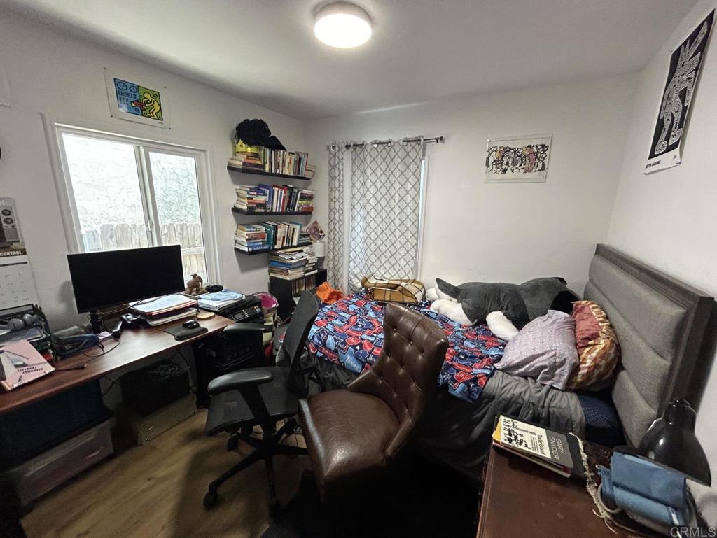 3851 42nd Street - photo 9