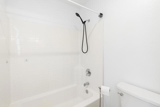 1317 Monte Sereno Avenue, Chula Vista CA: https://media.crmls.org/mediaz/e8887be1-ed57-42e3-be20-4fc485ba2396.jpg