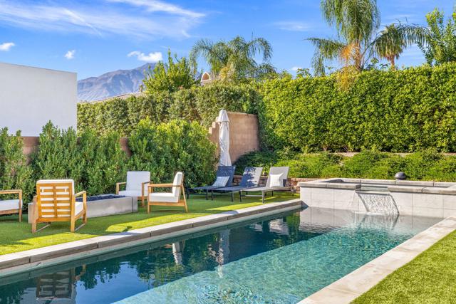 57601 Santo Thomas, La Quinta CA: https://media.crmls.org/mediaz/e88888c8-23b7-42aa-8fec-ef8d2435595a.jpg