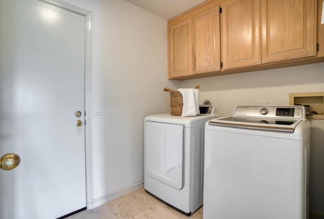 18 Foothill Place, Pleasanton CA: https://media.crmls.org/mediaz/e88893f7-3272-4442-b5de-5acf18f50bb8.jpg