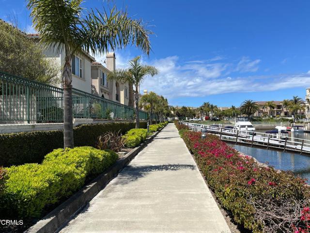 Detail Gallery Image 40 of 45 For 1323 Bayside Cir, Oxnard,  CA 93035 - 3 Beds | 2/1 Baths