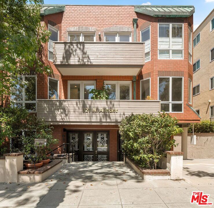MLS #26852001 image #1