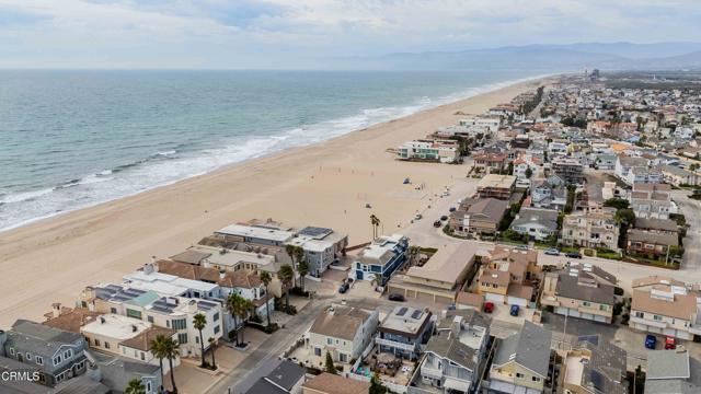 1410 MARINE Way, Oxnard CA: https://media.crmls.org/mediaz/e88c36a1-78ee-4b2b-bd54-8f9b07a5a3fe.jpg