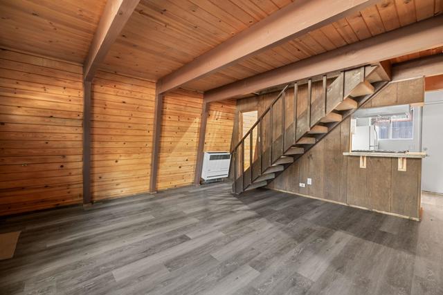 2063 10th Lane, Big Bear CA: https://media.crmls.org/mediaz/e88c9ba6-4151-485d-af67-75061990e920.jpg