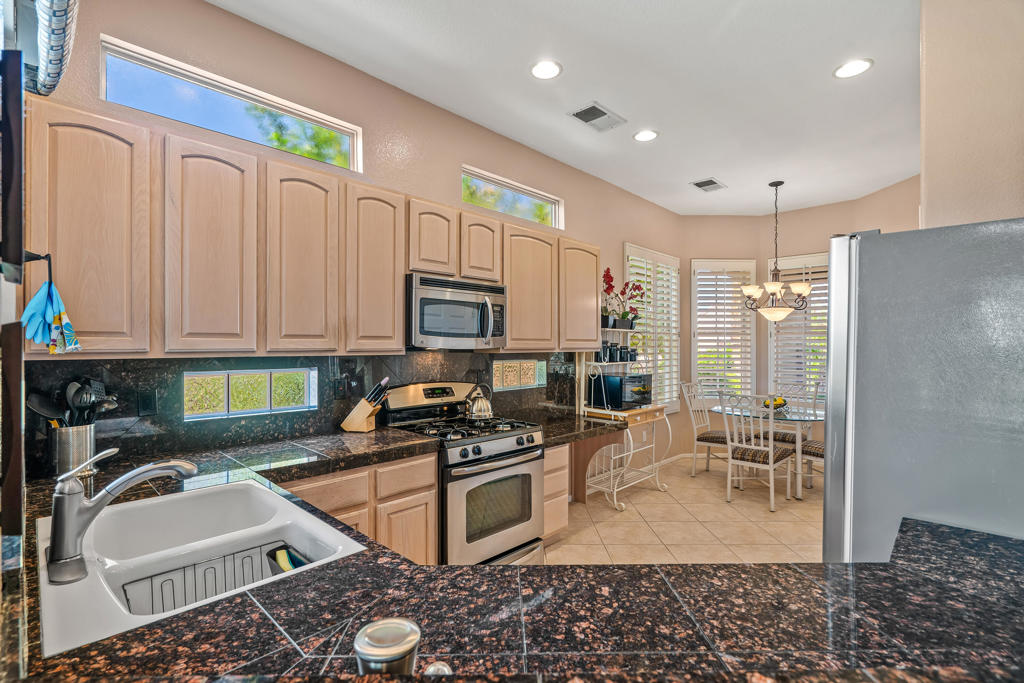 MLS #219135199DA image #14