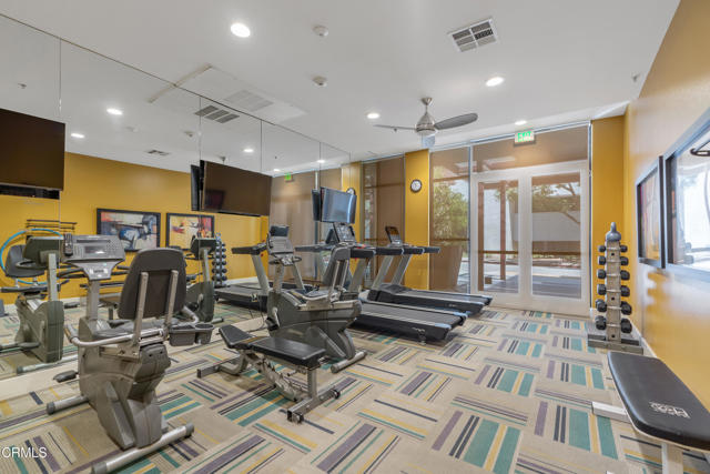 931 E Walnut Street, Pasadena CA: https://media.crmls.org/mediaz/e88f3384-f23b-43ed-8cb6-cd078bb2a824.jpg
