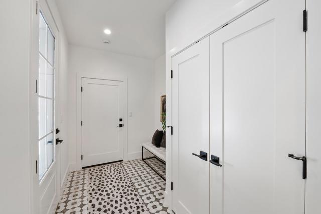 266 W Hilton Drive, Boulder Creek CA: https://media.crmls.org/mediaz/e890aa79-7075-40ee-87fd-845f95f1b93b.jpg