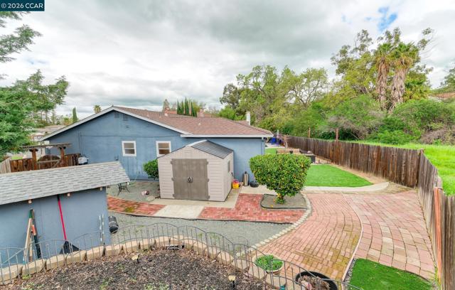 Image 41 of 43 For 23 Capistrano Ct