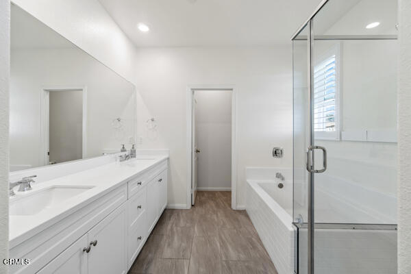 490 Jubilee Place, Santa Paula CA: https://media.crmls.org/mediaz/e8929bcb-ea9c-4ab0-8003-742c7d83b73e.jpg