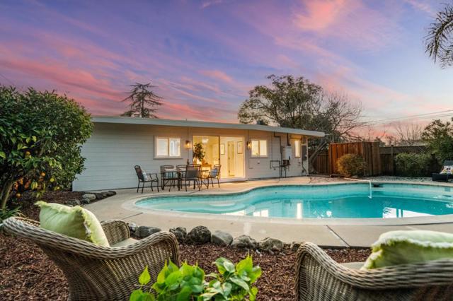 3151 Ramona Street, Palo Alto CA: https://media.crmls.org/mediaz/e892dbb8-7c91-40d0-8f6b-37ab94394756.jpg