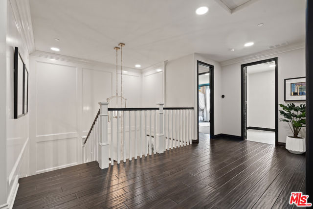 55 Suede, Irvine CA: https://media.crmls.org/mediaz/e8937dac-4276-4f4f-b9b7-e40258c1557c.jpg