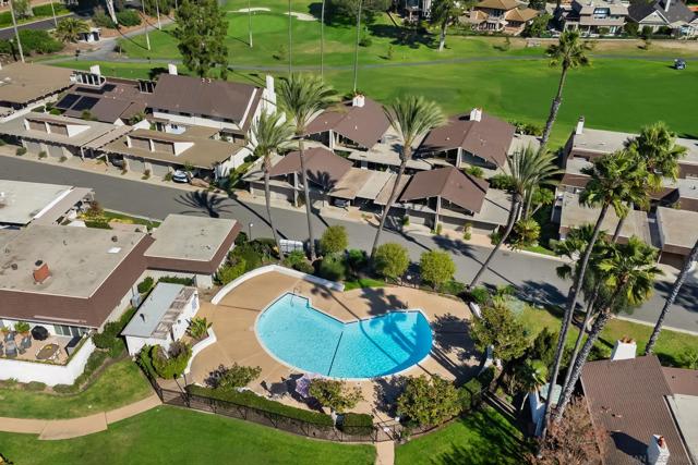 Image 30 of 33 For 119 Via Coronado