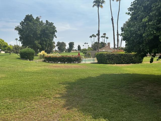 547 Desert West Drive, Rancho Mirage CA: https://media.crmls.org/mediaz/e893f3d7-6f16-49bc-8fcf-acddd864c4cc.jpg