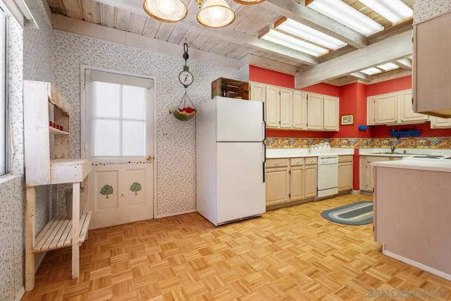 4728 Pine Ridge Ave., Julian CA: https://media.crmls.org/mediaz/e893f4ae-c1d5-4602-87fb-00b7a7bec790.jpg