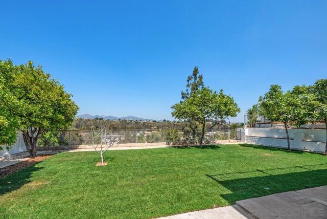 13765 Celestial Rd, Poway CA: https://media.crmls.org/mediaz/e894330a-2e70-433f-8894-ad0837a994c0.jpg