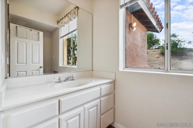 15091 Chemise Creek Rd, Ramona CA: https://media.crmls.org/mediaz/e894dd43-9cf6-4763-bbb1-298809fae003.jpg