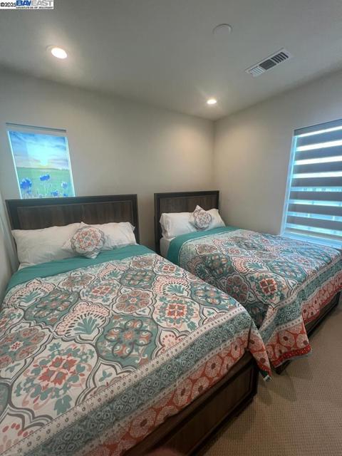 2978 Ellis Town Dr, Tracy CA: https://media.crmls.org/mediaz/e8953a02-6517-46fb-a24d-8c50072c939a.jpg