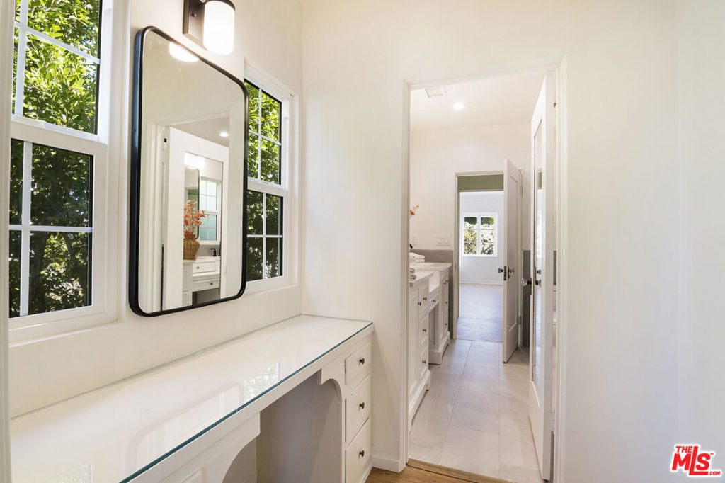 MLS #25499853 image #28