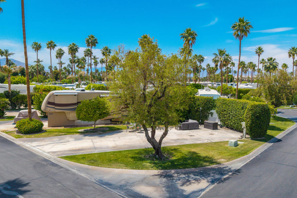 MLS #219135389PS image #2