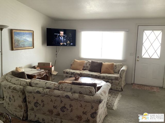 70875 Dillon Road, Desert Hot Springs CA: https://media.crmls.org/mediaz/e897acf3-95b8-4a9f-997c-1840aaf8fb37.jpg