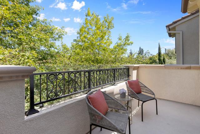211 Okeefe Way, Mountain View CA: https://media.crmls.org/mediaz/e8983faa-ef89-4b89-abae-c0a08d318c47.jpg