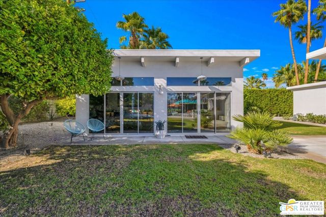 657 N Juanita Drive, Palm Springs, CA 92262