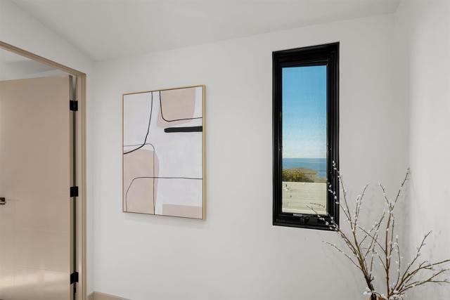 164 Cherry Avenue, Carlsbad CA: https://media.crmls.org/mediaz/e8992dd5-7cc6-40e2-a915-caa7e59f6739.jpg
