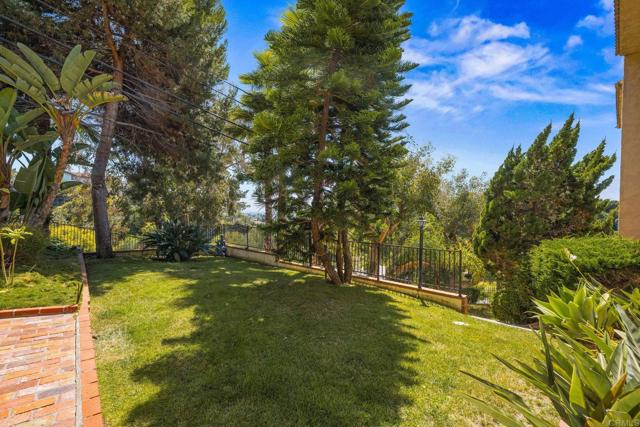 4770 Jellett Street, San Diego CA: https://media.crmls.org/mediaz/e89a5db3-dd6e-4699-9f7e-25f9e6bd4255.jpg