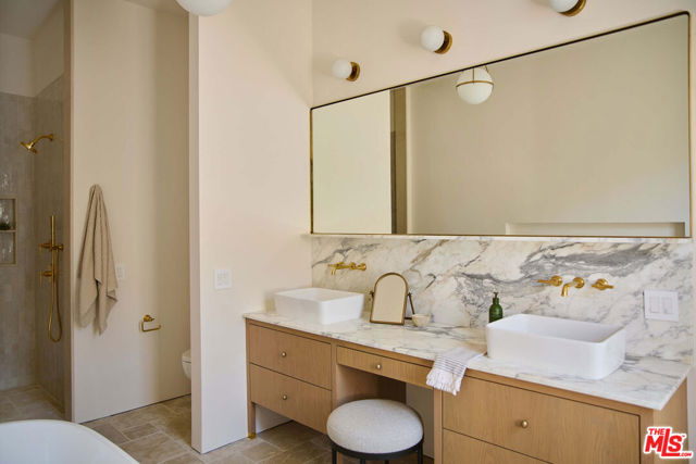 7841 Stewart Avenue, Los Angeles CA: https://media.crmls.org/mediaz/e89b6130-626f-4cdb-8cba-559b3614753d.jpg
