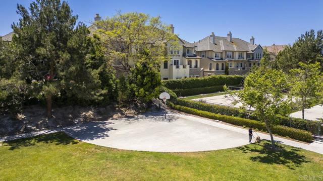 1444 Wooden Valley Street, Chula Vista CA: https://media.crmls.org/mediaz/e89b6ca4-4a57-4537-a719-c4cc5a46e7c1.jpg