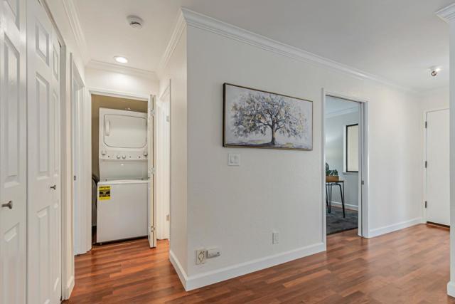 449 Alberto Way, Los Gatos CA: https://media.crmls.org/mediaz/e89baee7-6f4a-41bf-a498-4d673184783a.jpg