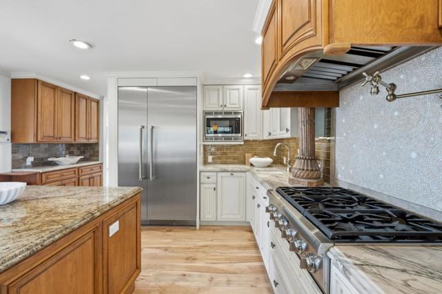 711 W California Way, Redwood City CA: https://media.crmls.org/mediaz/e89cd370-50ab-42d6-a922-a0ad0681f8f6.jpg