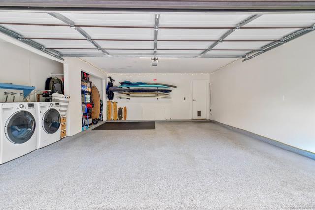 2362 Altisma Way, Carlsbad CA: https://media.crmls.org/mediaz/e89ce0be-974c-4bf2-b114-7db033d9ab58.jpg