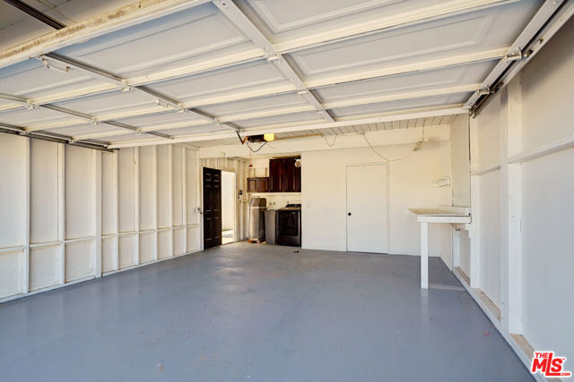 547 N Farrell Drive, Palm Springs CA: https://media.crmls.org/mediaz/e89cfb91-fafe-4e2a-9bdd-8473ae3814e2.jpg