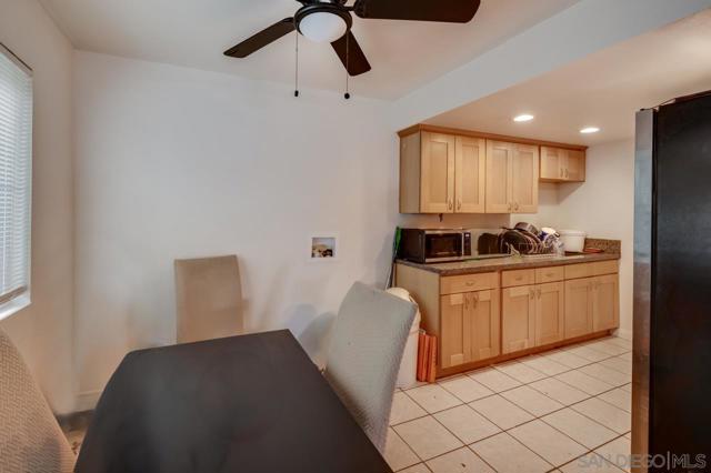 8713 15 Central Way, Spring Valley CA: https://media.crmls.org/mediaz/e89e6528-aed8-41c0-b9de-6b46a6601e4a.jpg