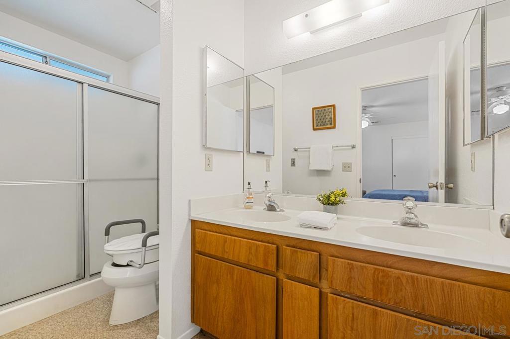 MLS #260015834SD image #27