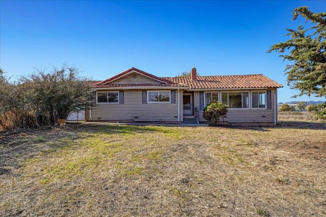 235 Lee Road, Watsonville CA: https://media.crmls.org/mediaz/e89f36a7-8e91-4623-9c3b-42f36f36b9a5.jpg