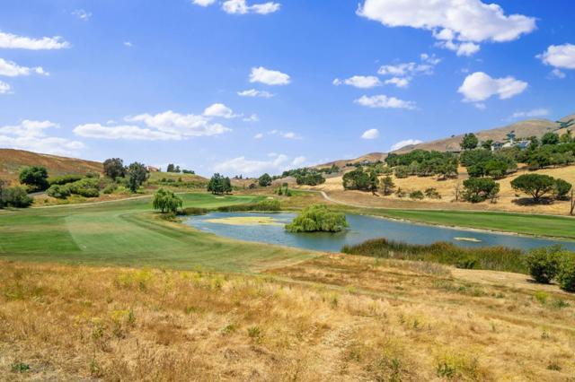 1822 Saint Andrews Court, Milpitas CA: https://media.crmls.org/mediaz/e8a05a42-09bd-4481-bfd1-aa1ed96890a0.jpg