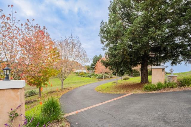 20160 Rock Springs Lane,  CA: https://media.crmls.org/mediaz/e8a11919-2099-4990-b5a0-768859c5c270.jpg