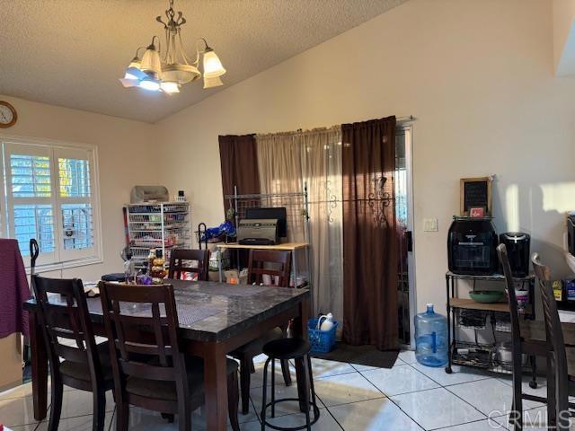 124 Palawan Way, San Diego CA: https://media.crmls.org/mediaz/e8a1eb1e-16de-4e69-ae8b-87250027b352.jpg