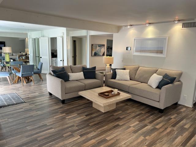 35058 Mission Hills Drive, Rancho Mirage CA: https://media.crmls.org/mediaz/e8a24c6b-a8d9-4658-a5bb-5752dc90953b.jpg
