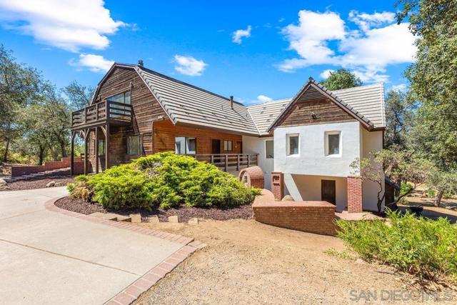 1308 Lakedale Rd, Santa Ysabel CA: https://media.crmls.org/mediaz/e8a273e9-3104-409d-9db8-07601279c243.jpg