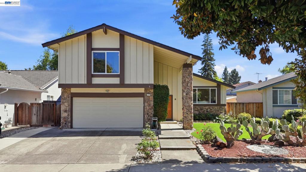 1170 Bennett Ct