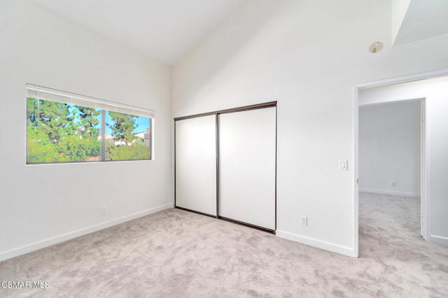 3011 Marigold Place, Thousand Oaks CA: https://media.crmls.org/mediaz/e8a5ca41-01d2-44f8-bd0e-9936b3921efd.jpg